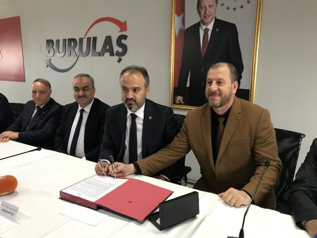 Toplu Taşıma Şof&ouml;r&uuml; Belgesi Olmayan Direksiyon Başına Ge&ccedil;emeyecek