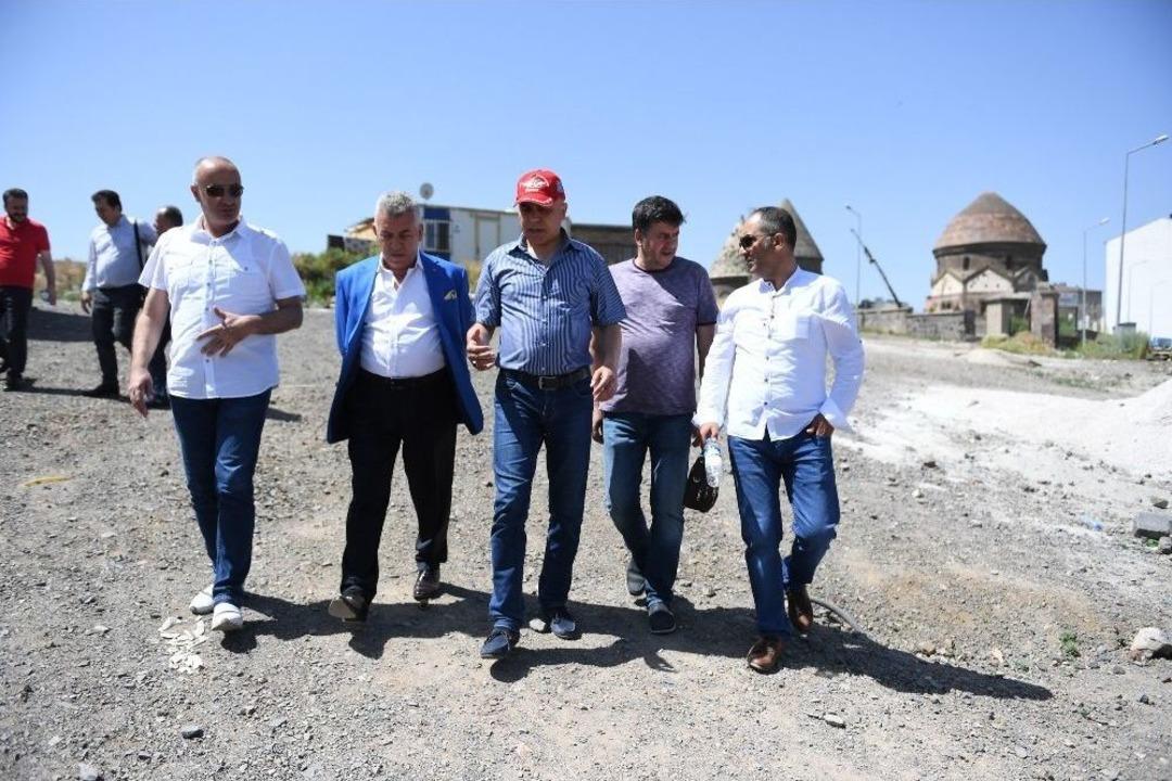 Tarih Yakutiye&rsquo;de Uyanıyor