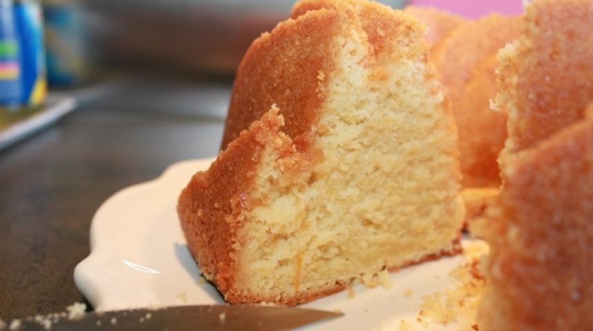 Yumuşacık Limonlu Kek