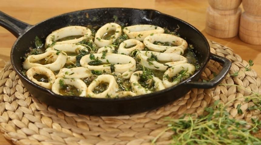 Yağız İzgül'den Yeşil Salsa Kalamar