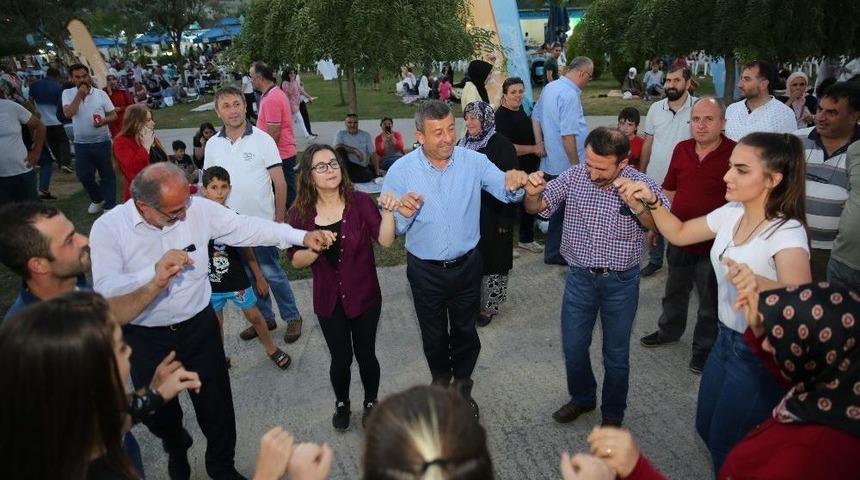 Artvinliler Darıca&rsquo;da Coştu