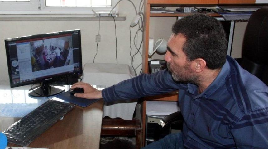 Tırnak&ccedil;ılık Yaparak Esnafı Dolandırmak İsteyen Kadınlar Kamerada