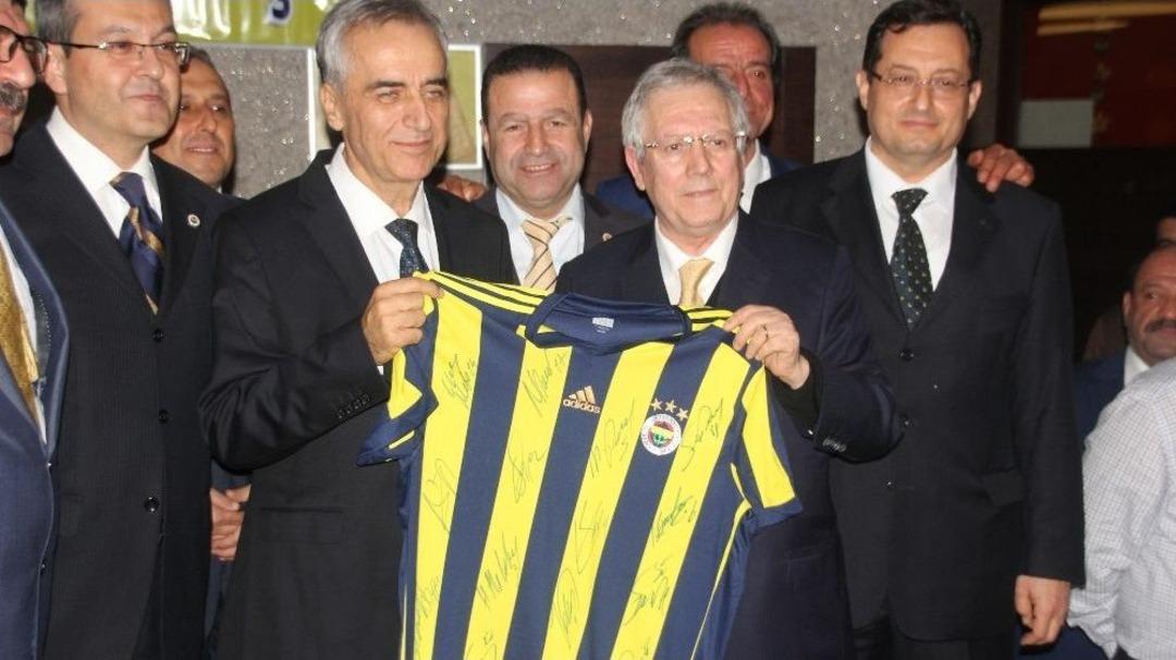 Aziz Yıldırım: &ldquo;zeytin Dalı Harekatı&rsquo;na Canı G&ouml;n&uuml;lden Destek Veriyoruz"