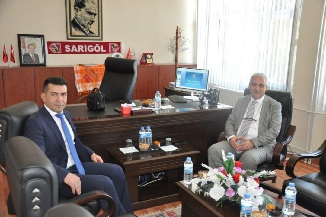 Vali G&uuml;ven&ccedil;er Sarıg&ouml;l Muhtarlarını Diledi