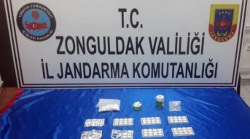 Gurbet&ccedil;i Galericiye Kokain Baskını