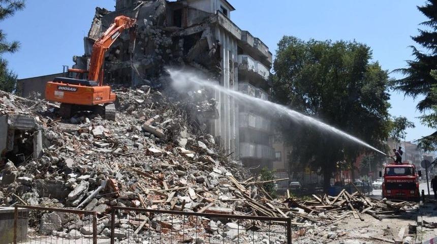 D&uuml;zce&rsquo;de Depremin İzi Kalmayacak