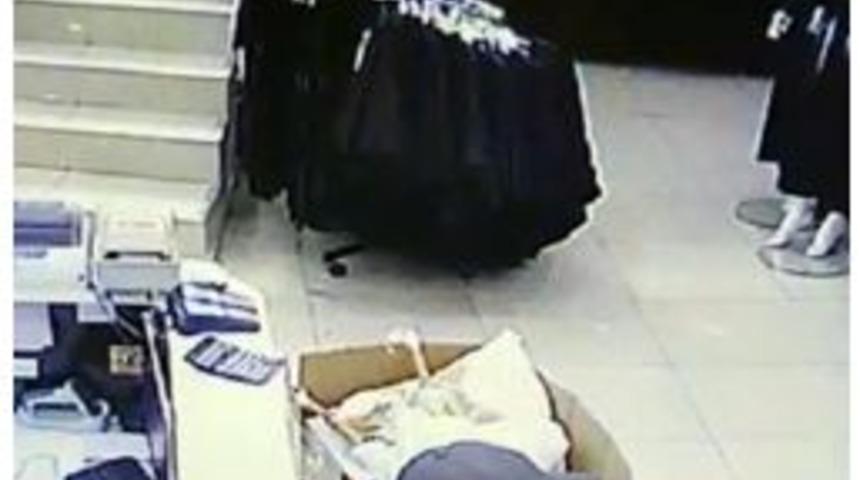 (&ouml;zel Haber) Telefon Hırsızı Kameralara B&ouml;yle Yakalandı