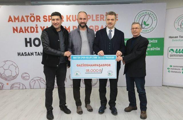 Gaziosmanpaşa Belediyesi&rsquo;nden Spor Kul&uuml;plerine 200 Bin Lira Nakdi Yardım 1