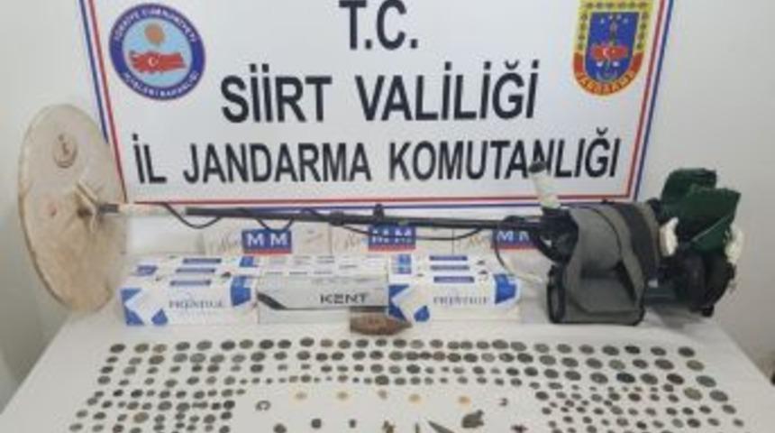Siirt&rsquo;te Roma D&ouml;nemine Ait Sikke Ve Tarihi Obje Ele Ge&ccedil;irildi