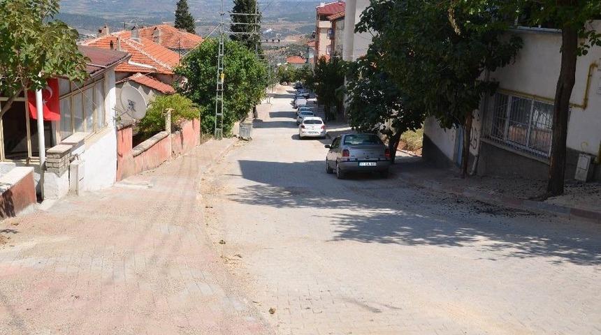 Cadde Ve Sokaklar Yenileniyor