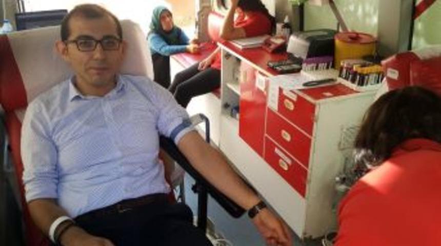 Gümüşhane İl Özel İdaresi Çalışanlarından Kan Bağışı