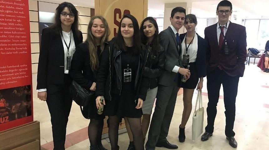 Gkv&rsquo;liler Birleşmiş Milletler Sim&uuml;lasyonu Konferansında