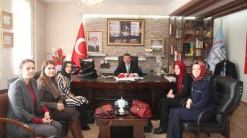 Eğitim-bir-sen Kadın Kollarından İl M&uuml;d&uuml;r&uuml; Yıldız&rsquo;a Ziyaret