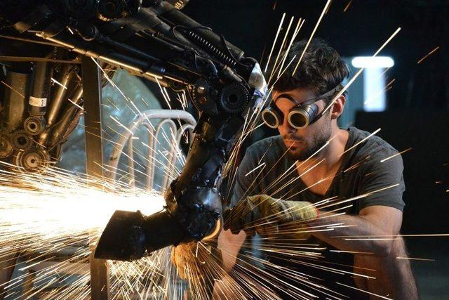 Ataşehir&rsquo;de Hurda Heykel Sergisi 1