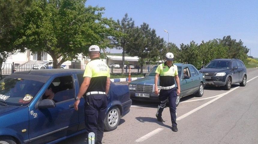 Malkara B&ouml;lge Trafik Polisi Kontrollerini Aralıksız S&uuml;rd&uuml;r&uuml;yor