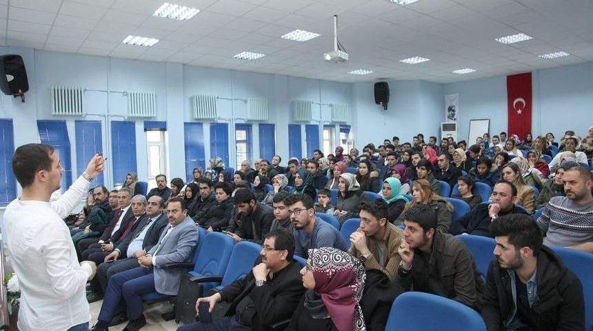 Ahlat&rsquo;ta "robotik Kodlama" Eğitimi Veriliyor