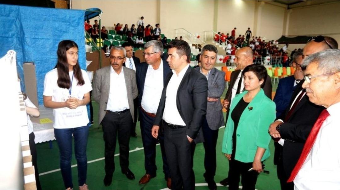 &Ouml;ğrencilerin Projeleri Bilim Şenliğinde Sergilendi