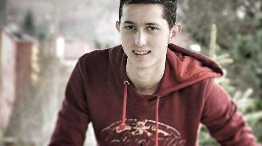 Askere G&ouml;ndereceği Oğlunun &Ouml;l&uuml;m&uuml;ne Kalbi Dayanmadı