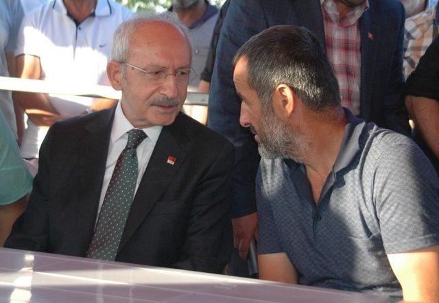 Kılıçdaroğlu, Acımasızca Katledilen Eylül’ün Ailesine Taziye Ziyaretinde Bulundu