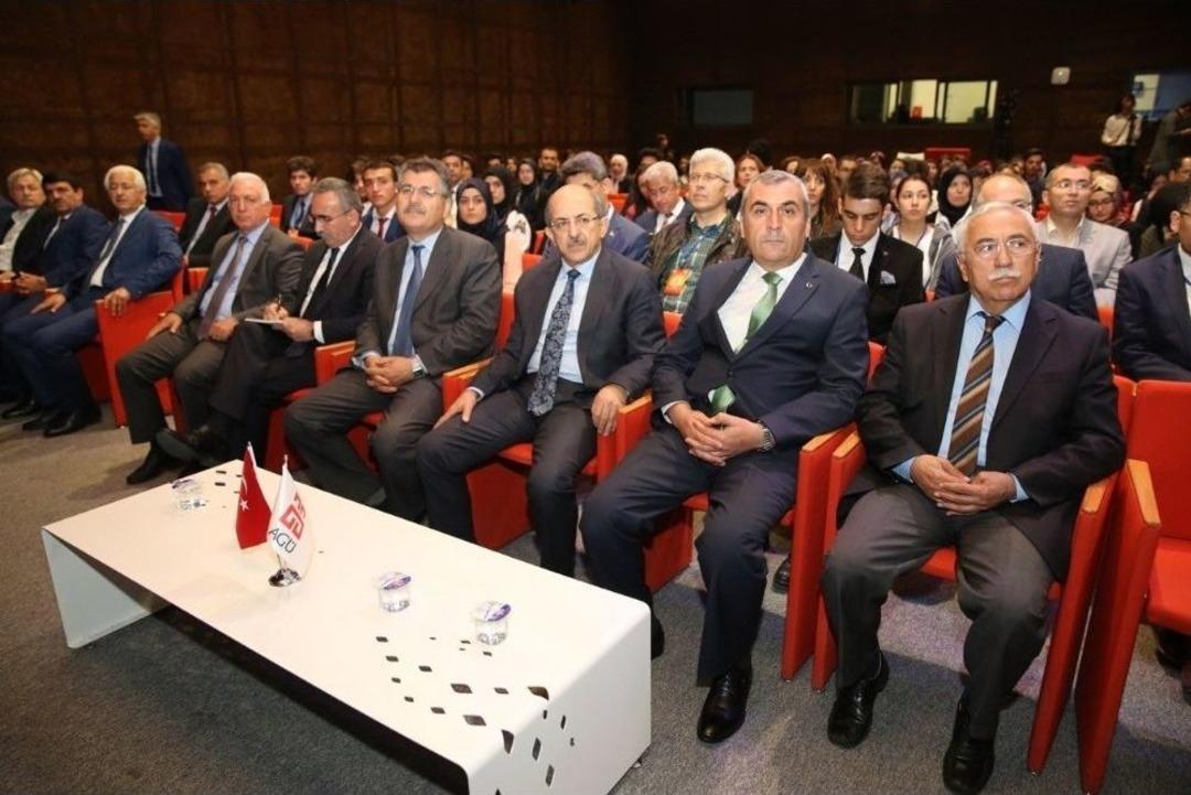 1. Ulusal T&uuml;rk Dili Ve Edebiyatı Bilgi Ş&ouml;leni