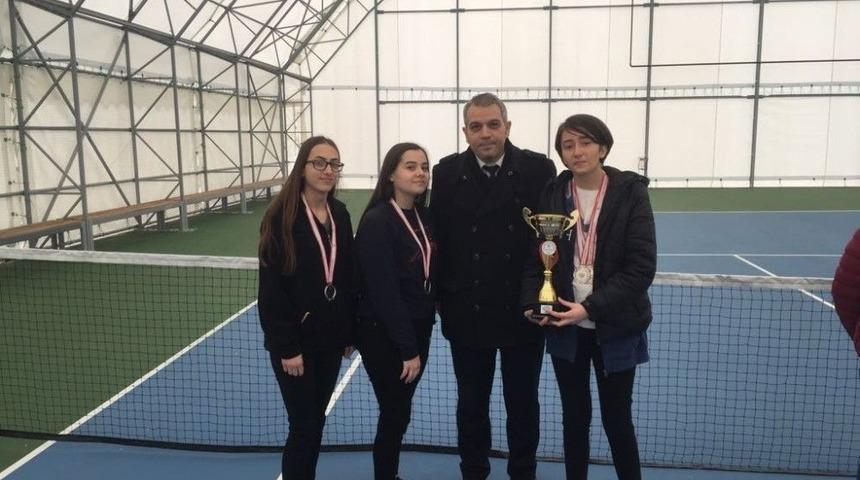 Teniste Şampiyonlar Belli Oldu