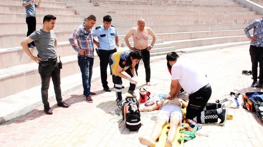 Belediye Başkanın Boğulmaktan Kurtardığı Çocuk Yaşam Mücadelesini Kaybetti