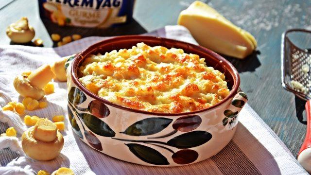 Mantarlı Mısırlı Güveç Pilav