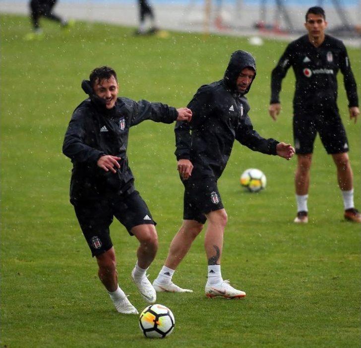 Beşiktaş, Kondisyon Ve Taktik Çalıştı G2