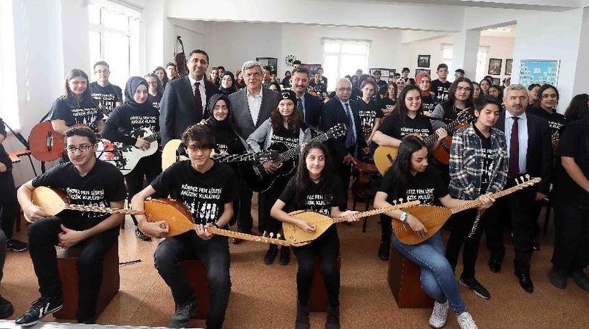 Başkan Karaosmanoğlu: &ldquo;eğitimi, Hizmetlerimizin En Başına Yazıyoruz&rdquo;