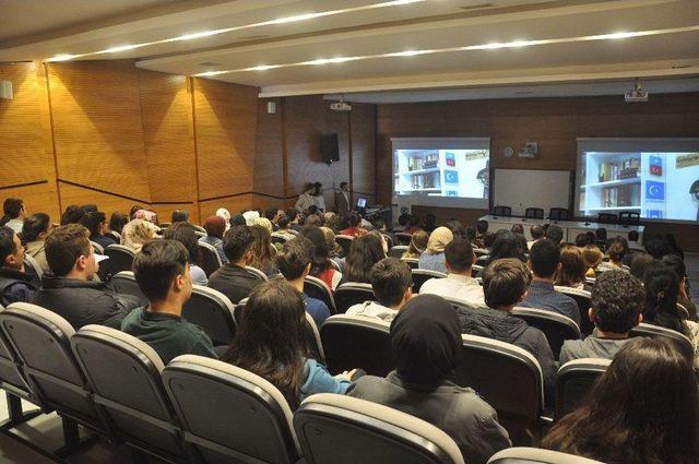 Doç. Dr. Erkin Emet, Çin’in Uygur Türklerine Yaptığı Zulmü Anlattı