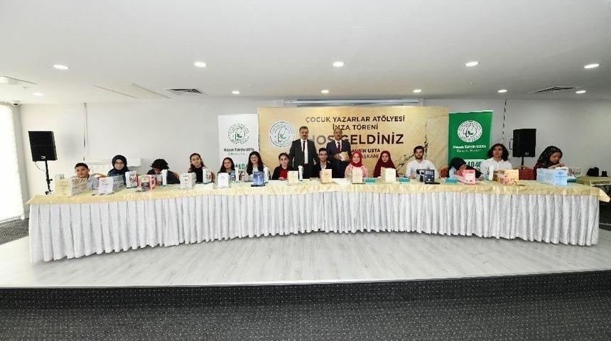 Minik Yazarların Kitaplarına Yoğun İlgi