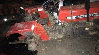 Traktördeki Demir Parçası Minibüsün İçine Girdi: 1 Ölü, 6 Yaralı