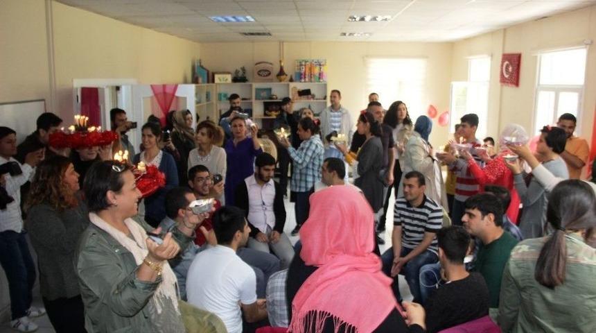 Engellilerin Asker Eğlencesi Coşkusu