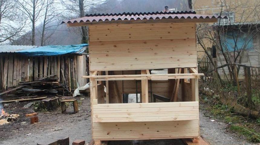 Yığılca&rsquo;da İhtiya&ccedil; Sahiplerine K&uuml;mes Dağıtıldı