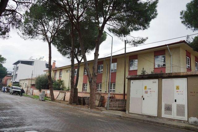 Buharkent Anadolu Lisesi İçin İmzalar Atıldı