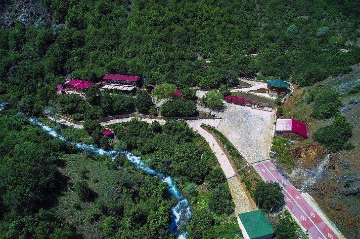 Tomara Şelalesi’nde Büyüleyici Görüntüler G2