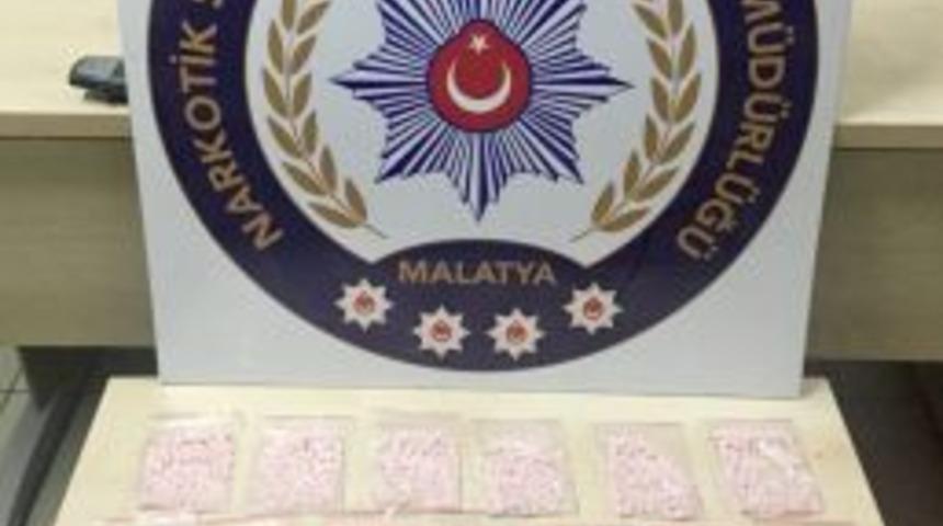 2 Bin Adet Uyuşturucu Hap Ele Ge&ccedil;irildi