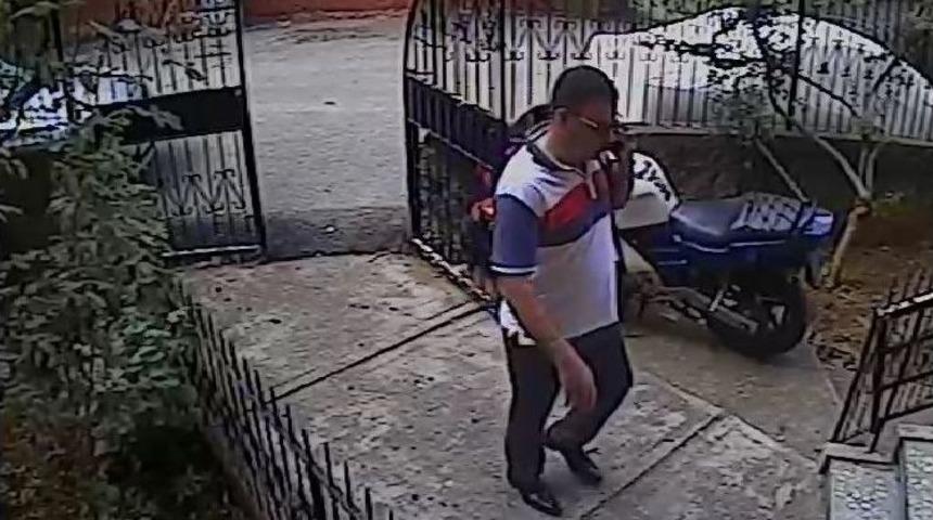 Su&ccedil;&uuml;st&uuml; Yakalanan Hırsız Sivil Polise "ben De Şimdi Polis &Ccedil;ağırıyordum" Dedi