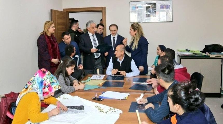 Vali Toprak&rsquo;tan Engelli Koordinasyon Merkezine Ziyaret