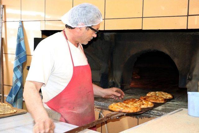 Yozgat’ta Ramazan Pidesi Fiyatları Belirlendi