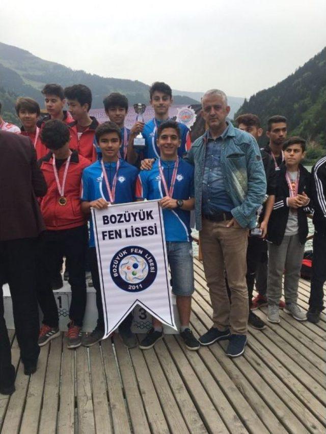 Başarılı Sporcular Dereceleri Topladı