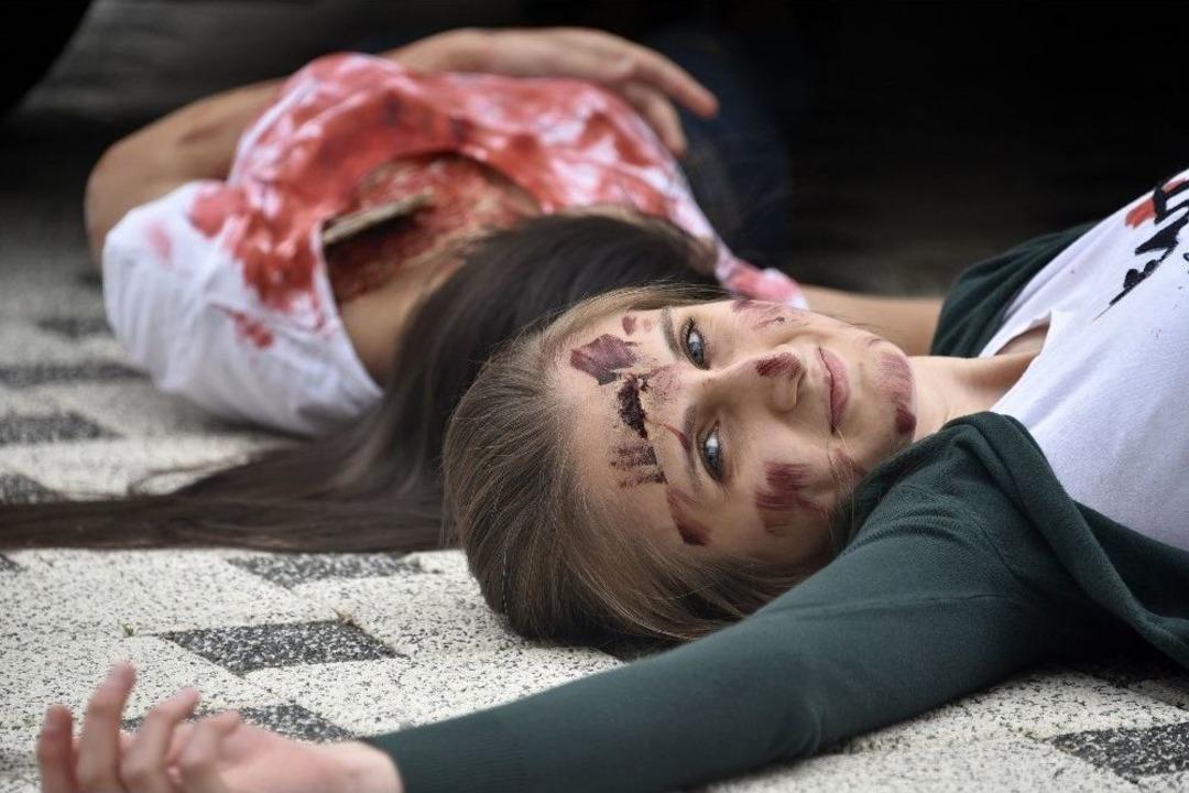 &Uuml;niversite &Ouml;ğrencilerinden Nefes Kesen Tatbikat