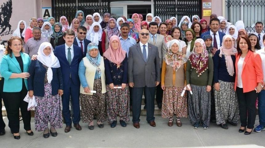 Aydın&rsquo;da 456 Kadın &Ccedil;ift&ccedil;i Eğitimden Ge&ccedil;ti