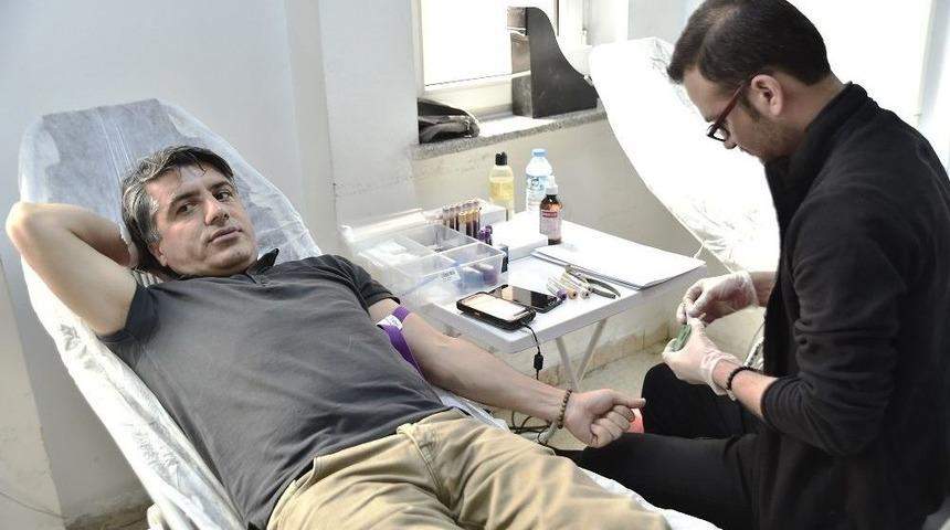 Mamak&rsquo;ta Kan Bağışına Destek