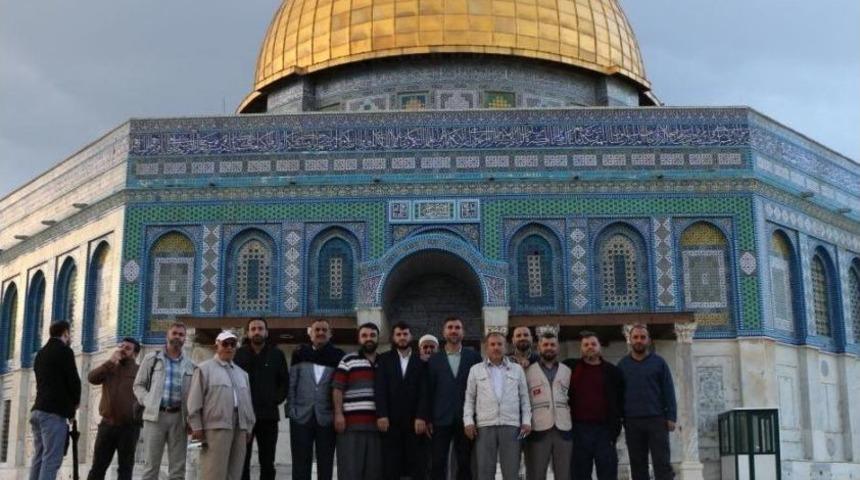 Kud&uuml;s&rsquo;e G&ouml;n&uuml;l K&ouml;pr&uuml;s&uuml;