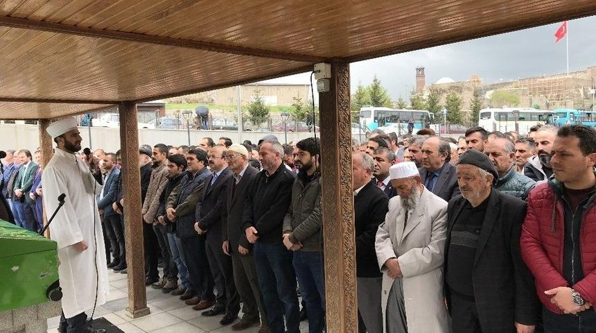 &Ccedil;elik Ve &Ccedil;akır Ailelerinin Acı G&uuml;n&uuml;