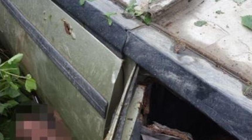 Giresun&rsquo;da Dereye Yuvarlanan Ara&ccedil;ta Sıkışan Yaralı Uzun Uğraşlar Sonucu &Ccedil;ıkartılabildi