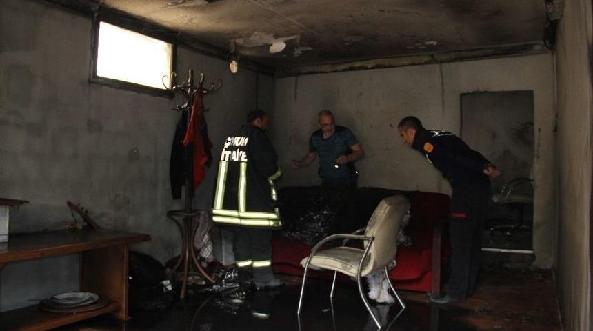 Otoparkta &Ccedil;ıkan Yangın Korkuttu