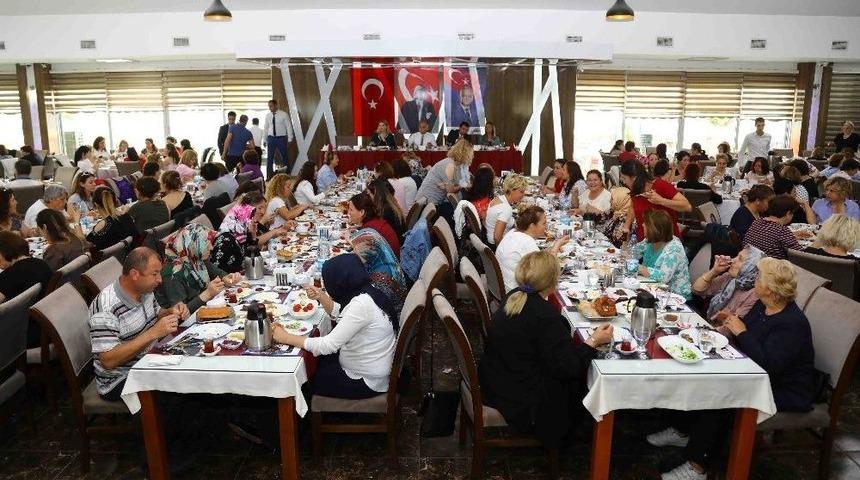 Başkan Karabağ Kadınlara Seslendi: