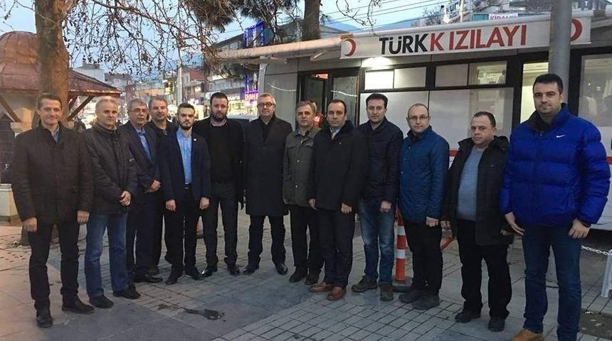 Batı Trakyalılar&rsquo;dan Mehmet&ccedil;ik İ&ccedil;in Kan Bağışı